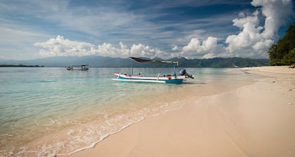 Nyaman Catamaran