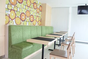 Restaurant - Zest Parang Raja Solo by Swiss-Belhotel International (Surakarta)