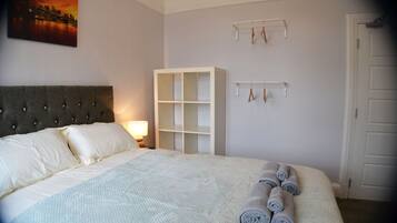 Double Room | Free WiFi, bed sheets