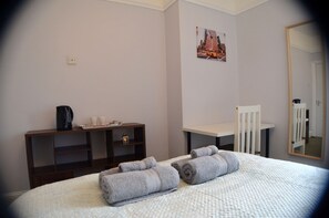 Free WiFi, bed sheets - Gorton Mount Hotel Manchester (Manchester)