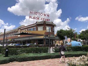 مكان جذب سياحي