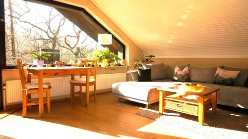 4 Personen Ferienwohnung im Wald mit Kamin, 84m², 3 Zimmer - 4 Personen Ferienwohnung im Wald mit