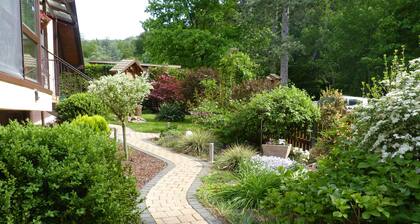 4 Personen Ferienwohnung im Wald mit Kamin, 84m², 3 Zimmer - 4 Personen