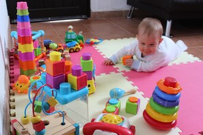 Children’s area - Child friendly (sleeps 8) Luxury Villa c/w Heated Pool-hottub-playroom and toys  (Lanzarote)