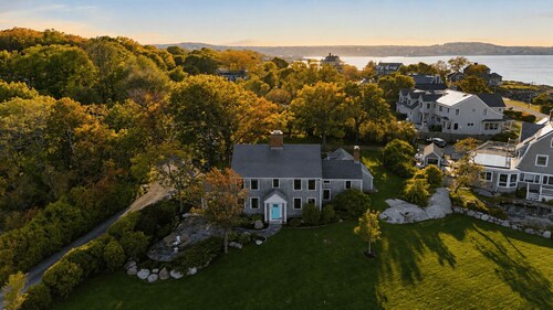Straitsmouth Cove: Oceanfront Rockport Grandeur