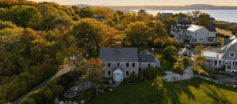 Straitsmouth Cove: Oceanfront Rockport Grandeur