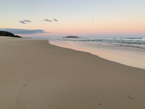 Conjola Inn-Let - with SUP's canoe & bikes for two..