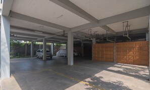 Free self parking