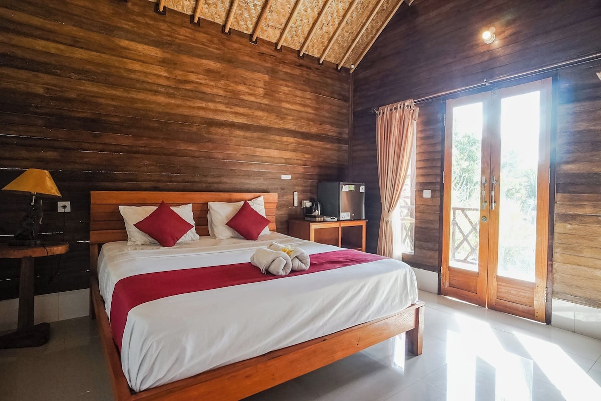 Deluxe Double Room | Minibar, soundproofing, free WiFi, bed sheets