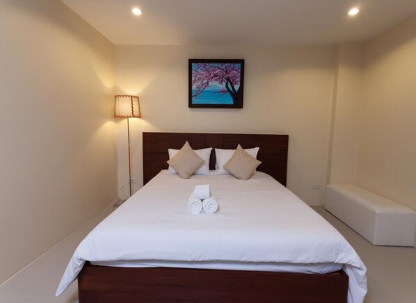 Apartment | 1 bedroom, soundproofing, free WiFi, bed sheets - JJW House Phuket (Sa Khu)