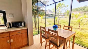 Villa 1 Bedroom with Mountain View | 1 bedroom, minibar, desk, free WiFi