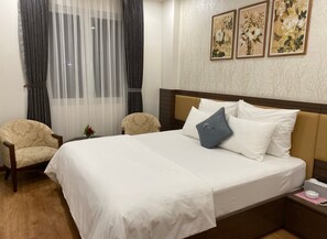 Standard Double Room | Iron/ironing board, free WiFi - The Moon Hotel 2 (Ho Chi Minh City)