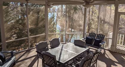 6 Bedrooms and 3 docks on a Lake Hartwell cove, 3 miles from Clemson by water.