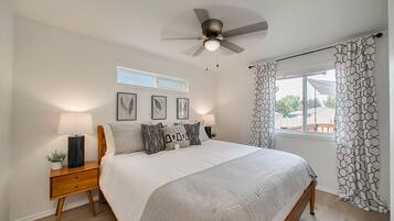 2 bedrooms, iron/ironing board, WiFi, bed sheets