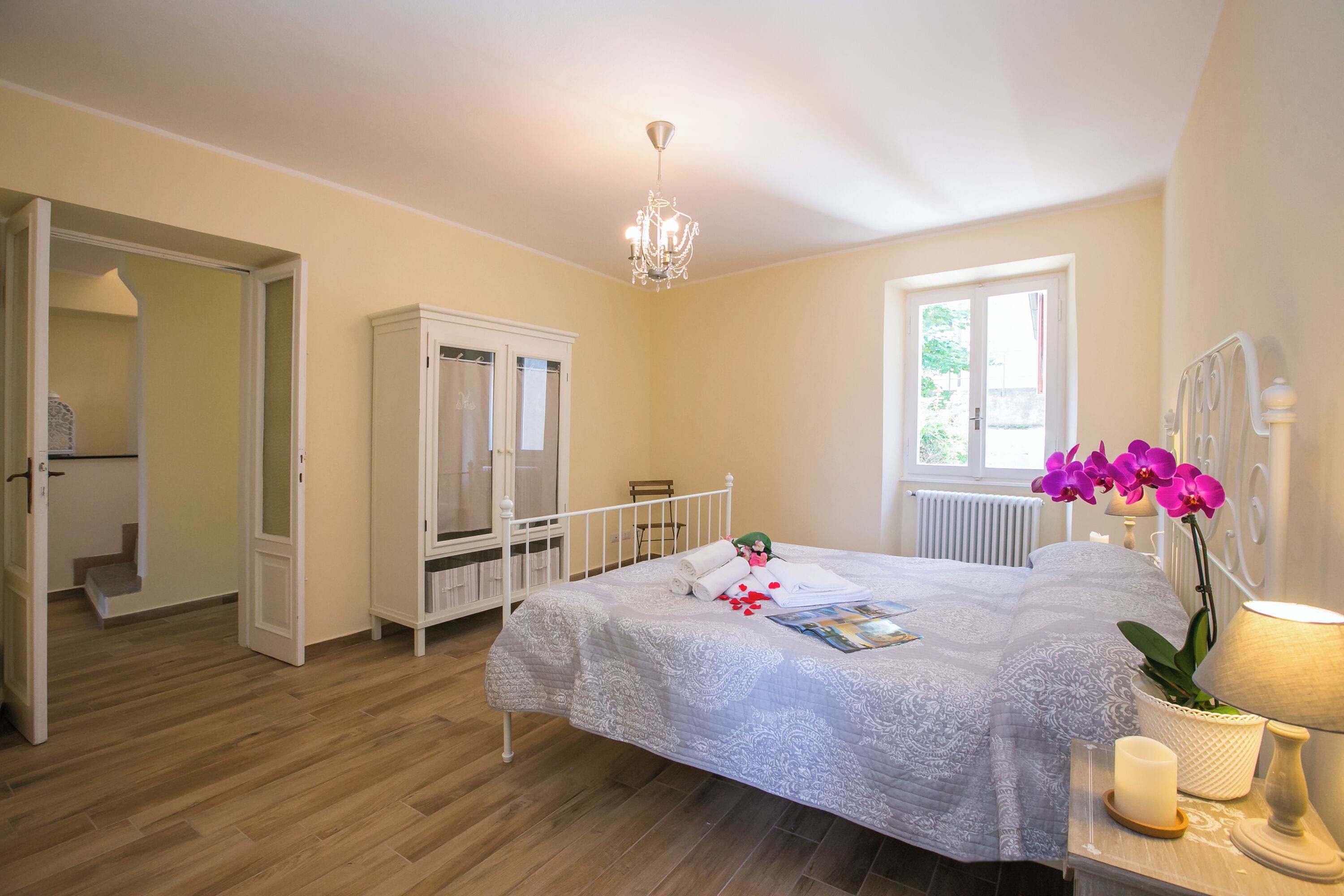 Townhouse – familie, 3 soverom, balkong, ved fjell (Plesio Rustico Panoramica) | 3 soverom, wi-fi (mot et tillegg) og sengetøy