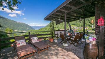 Family Chalet, Multiple Beds, Garden Area (Argegno Chalet) | Balcony
