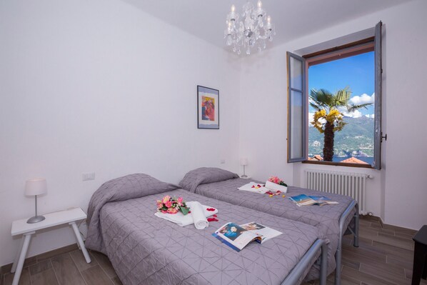 Family Townhome, Multiple Bedrooms, 2 Bathrooms, Mountainside (Rustico Logo Bellavista) - Rustico Logo Bellavista (Plesio)