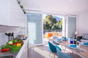 Appartement Familial, plusieurs chambres, 2 salles de bains, côté montagne (Casa Laura Apt. 6) | Cuisine privée