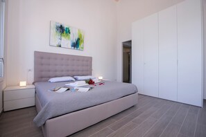 Family Penthouse, Multiple Bedrooms, Mountainside (Paradiso di Menaggio Penthouse) | 6 bedrooms, iron/ironing board, free WiFi, bed sheets - Paradiso di Menaggio Penthouse (Menaggio)