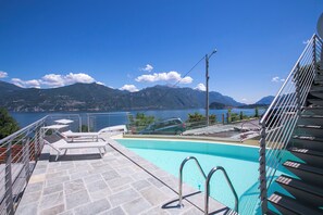 季節性室外游泳池