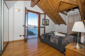 Appartement Familial, plusieurs chambres, 2 salles de bains, côté montagne (Blevio Panoramica)