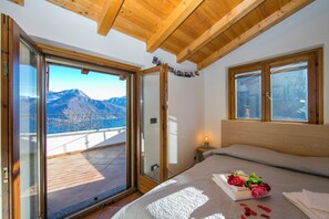 Villa familiare, camere multiple, 2 bagni, lato montagna (Casa dei Galli) | 3 camere, ferro/asse da stiro, Wi-Fi gratuito, lenzuola