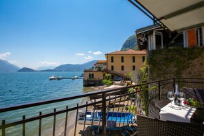 Family Apartment, Multiple Bedrooms, 2 Bathrooms, Lakeside (Menaggio Tosca 1) | Lake view