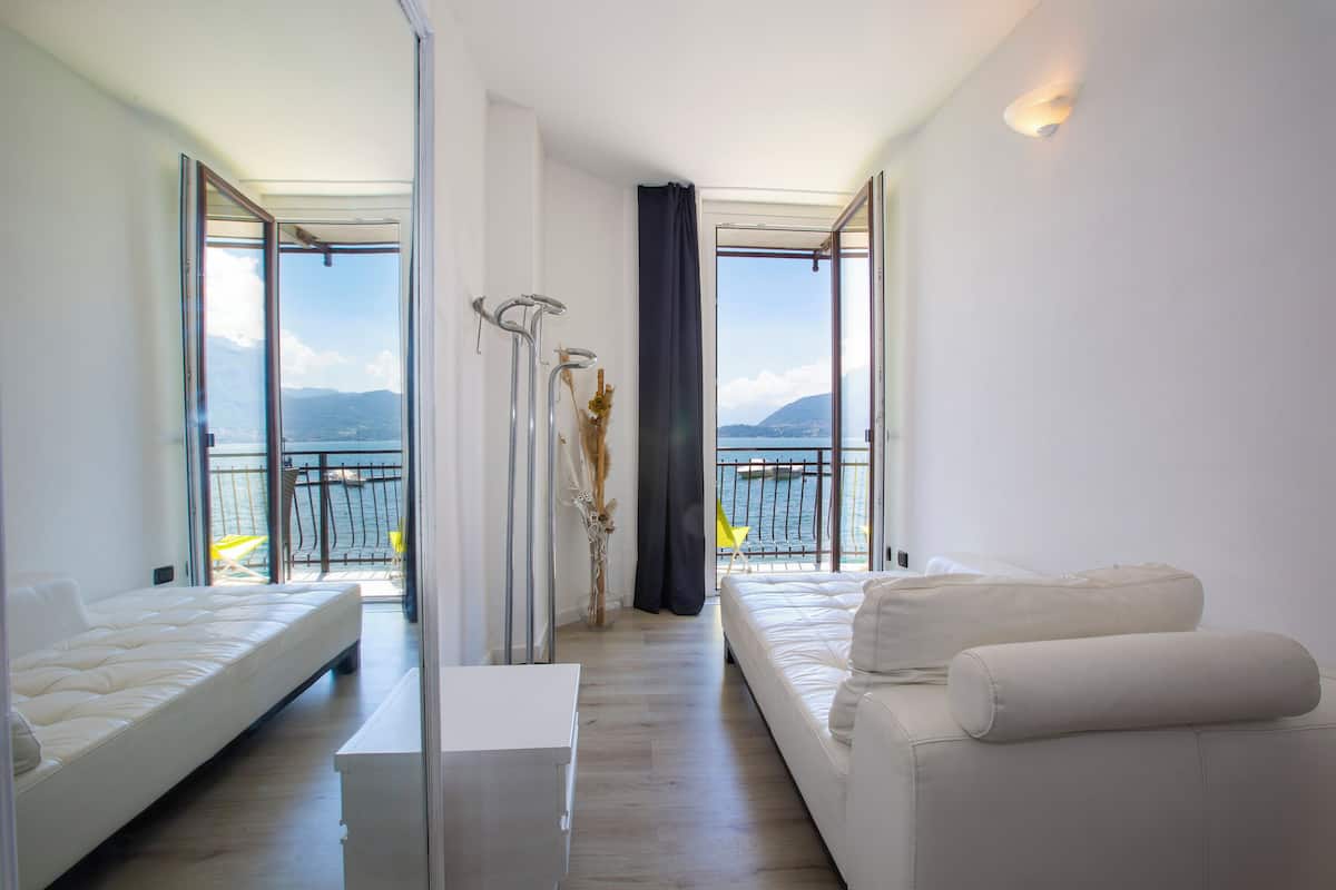 Family Apartment, Multiple Bedrooms, 2 Bathrooms, Lakeside (Menaggio Tosca 1) | 2 bedrooms, iron/ironing board, WiFi, bed sheets