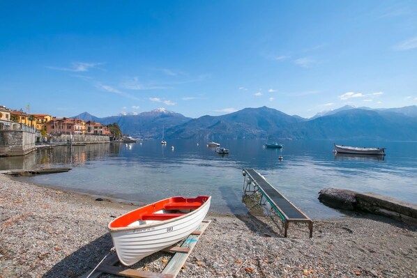 Family Apartment, Multiple Bedrooms, 2 Bathrooms, Lakeside (Menaggio Tosca 1) | Beach