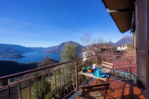 Family Apartment, Multiple Bedrooms, Mountainside (Balcone di Perledo) | Outdoor dining