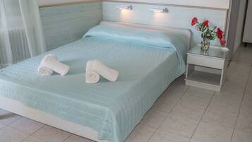 Basic Room, Kitchenette, Ground Floor | 1 bedroom, free WiFi