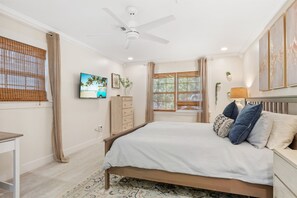 3 bedrooms, iron/ironing board, travel crib, WiFi