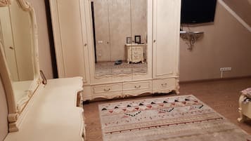 3 bedrooms, WiFi