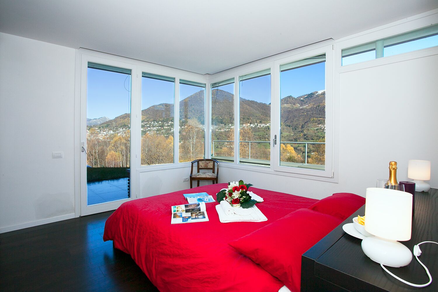 Villa Familiale, plusieurs chambres, côté montagne (Villa La Betulla)