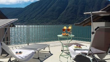 Family Townhome, Multiple Bedrooms, 2 Bathrooms, Lakeside (Felice sul Lago) | Exterior