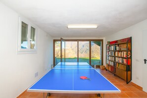 Familienvilla, Mehrere Schlafzimmer, Bergseite (Villa Intelvi) | Spielezimmer
