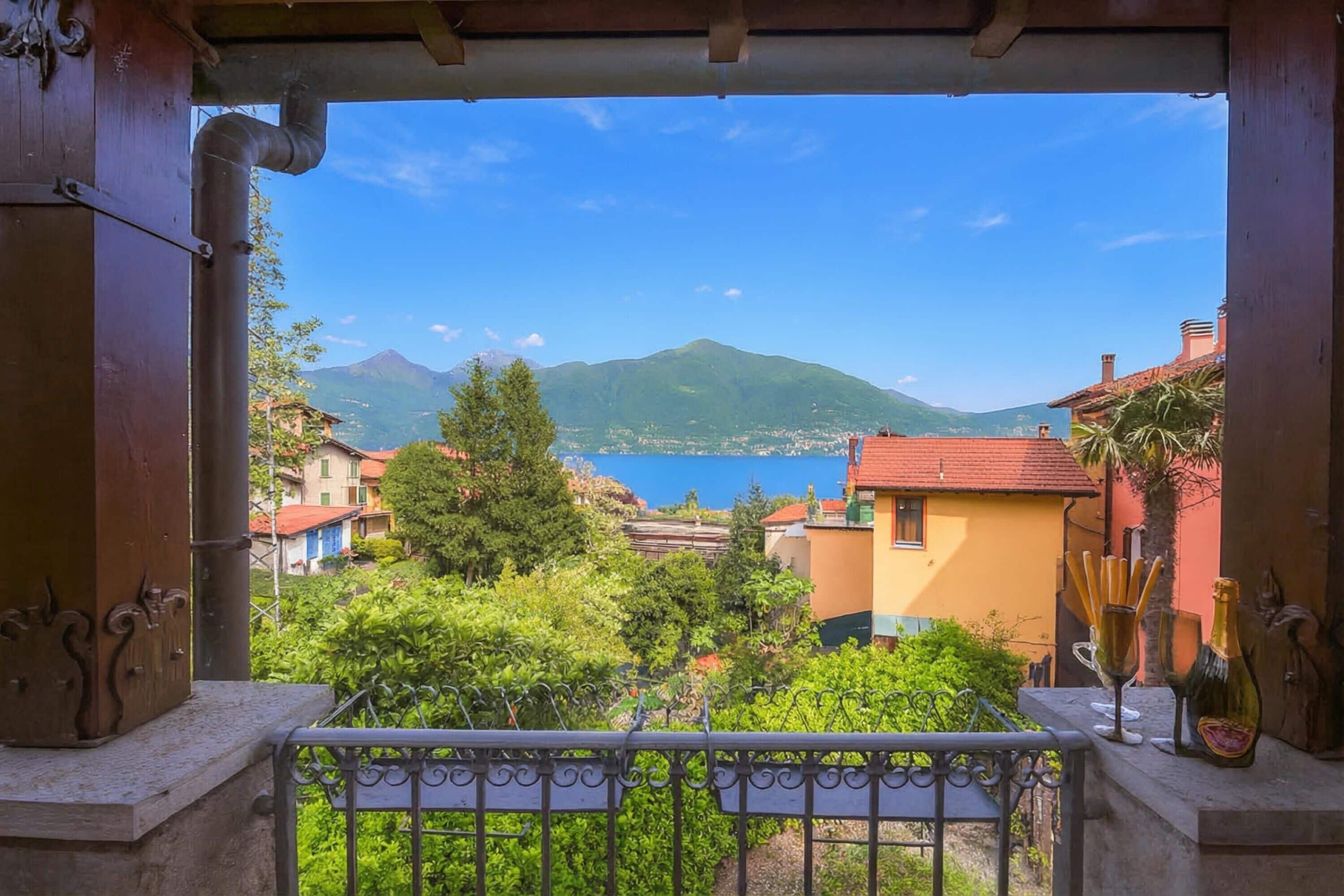 Honeymoon-Stadtwohnung, Mehrere Schlafzimmer, Bergseite (Villa Patricia) | Blick auf die Berge