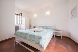 Honeymoon Townhome, Multiple Bedrooms, Mountainside (Villa Patricia)