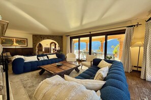 Flat-screen TV, fireplace, iPod dock, stereo - Villa Isola Verde (Valsolda)