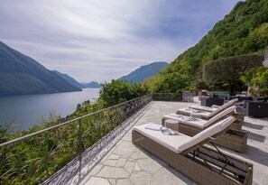 家庭別墅, 多間臥室, 山間 (Villa Isola Verde (Main Villa)) | 湖景