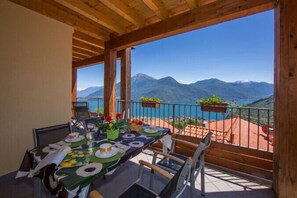 Departamento familiar, varias camas, 2 baños, junto a la montaña (Borgo La Sorgente - Tulipano) | Terraza o patio