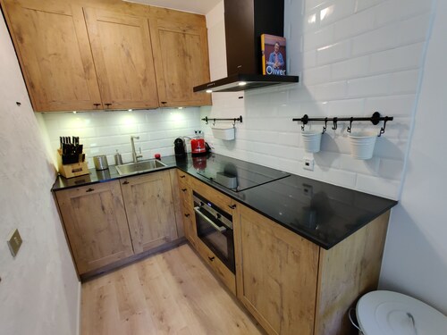 Ski chalet Cervinia Elena ski-in-ski-out 4-6 pers. sunny-balcony-wifi-pisteview