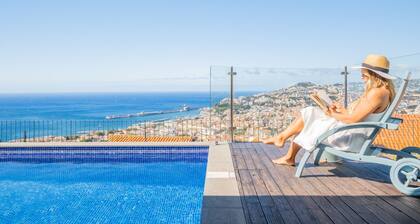 Casa da Pinheira II - By Wehost