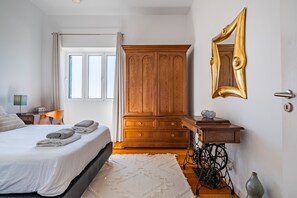 4 chambres, fer et planche à repasser, Wi-Fi gratuit, draps fournis