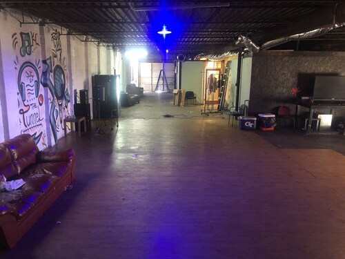 Underground Independent Artist Venue