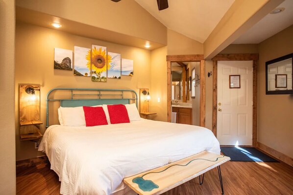 2 bedrooms, iron/ironing board, WiFi, bed sheets