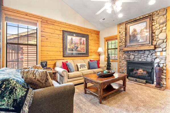 Smart TV, fireplace, DVD player