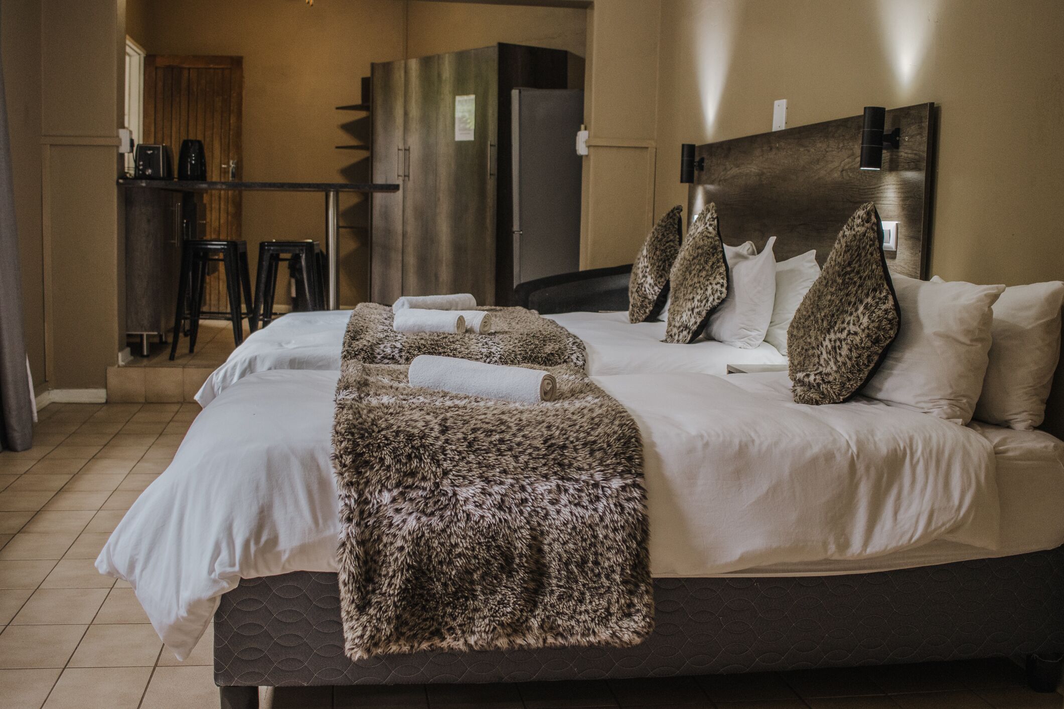 Quarto luxo | Roupas de cama premium, edredons de pluma, individualmente mobiliados