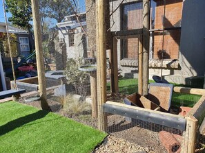 BBQ/picnic area - S-Cape Holiday Homes (Cape Town)
