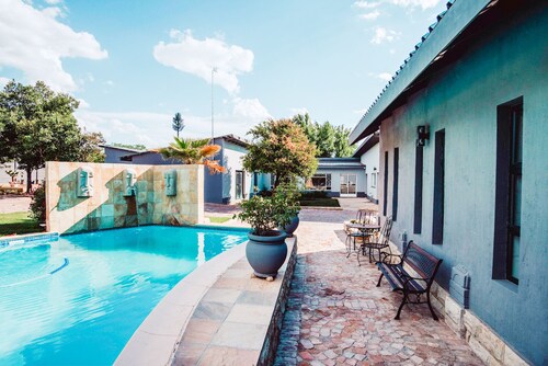 Le Grant Guesthouse and Conference facility